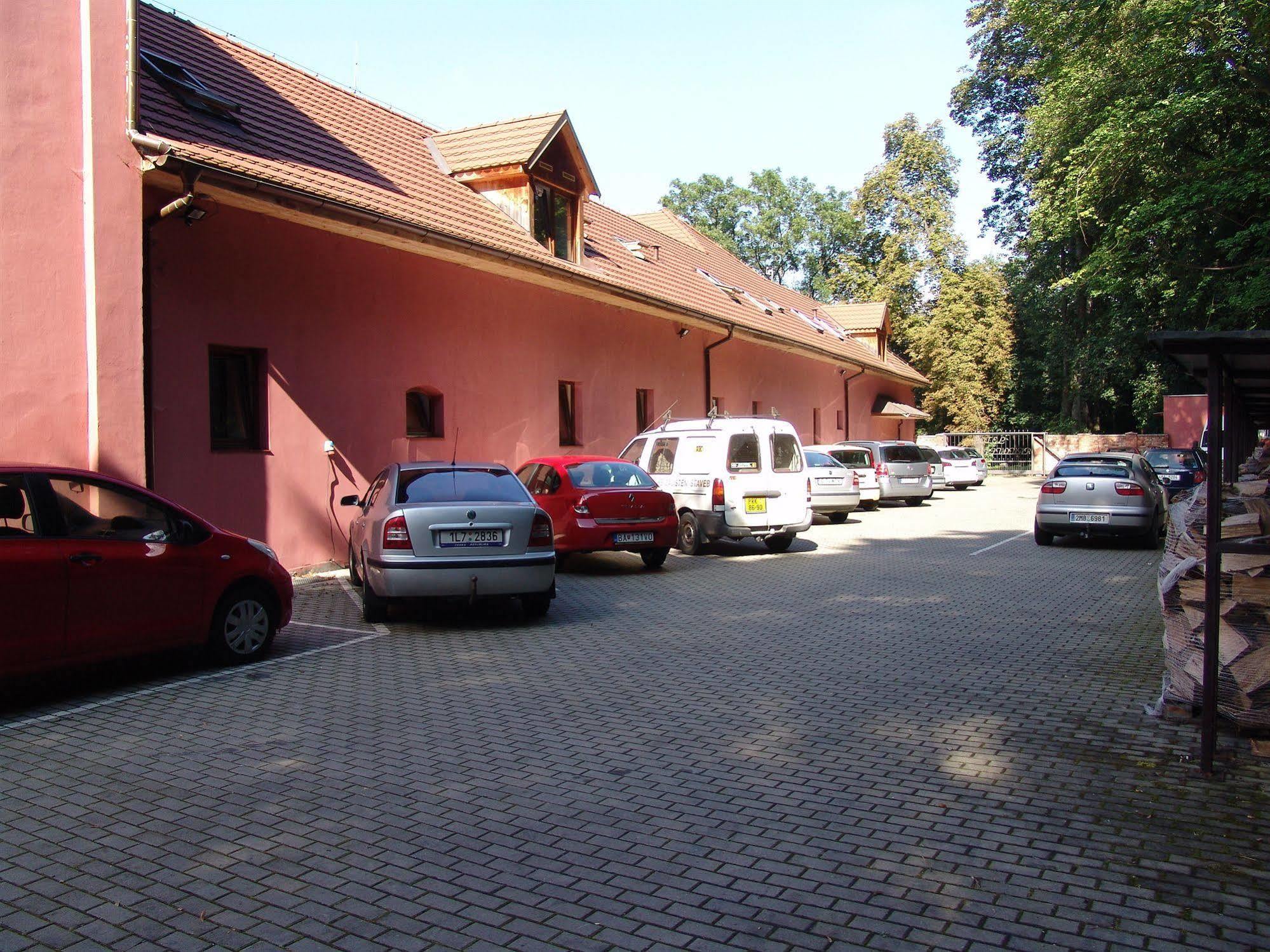 Hotel Stary Pivovar Prague Exterior photo